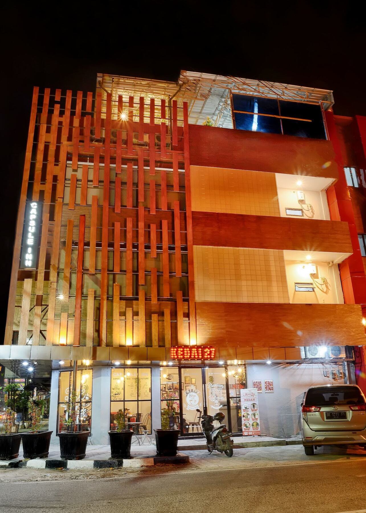 Reddoorz Hostel @ Capsule Inn Medan Exterior photo