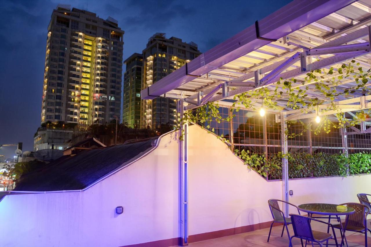 Reddoorz Hostel @ Capsule Inn Medan Exterior photo