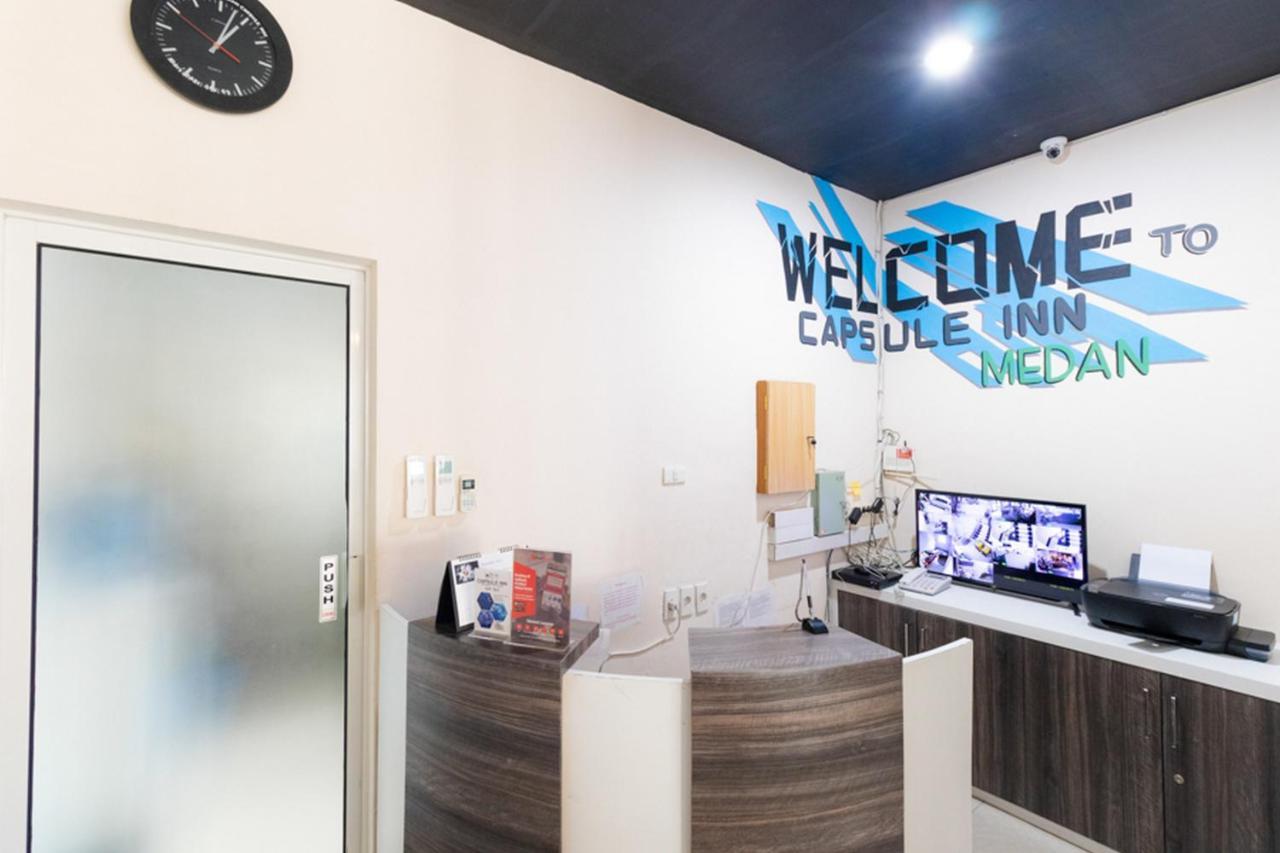 Reddoorz Hostel @ Capsule Inn Medan Exterior photo